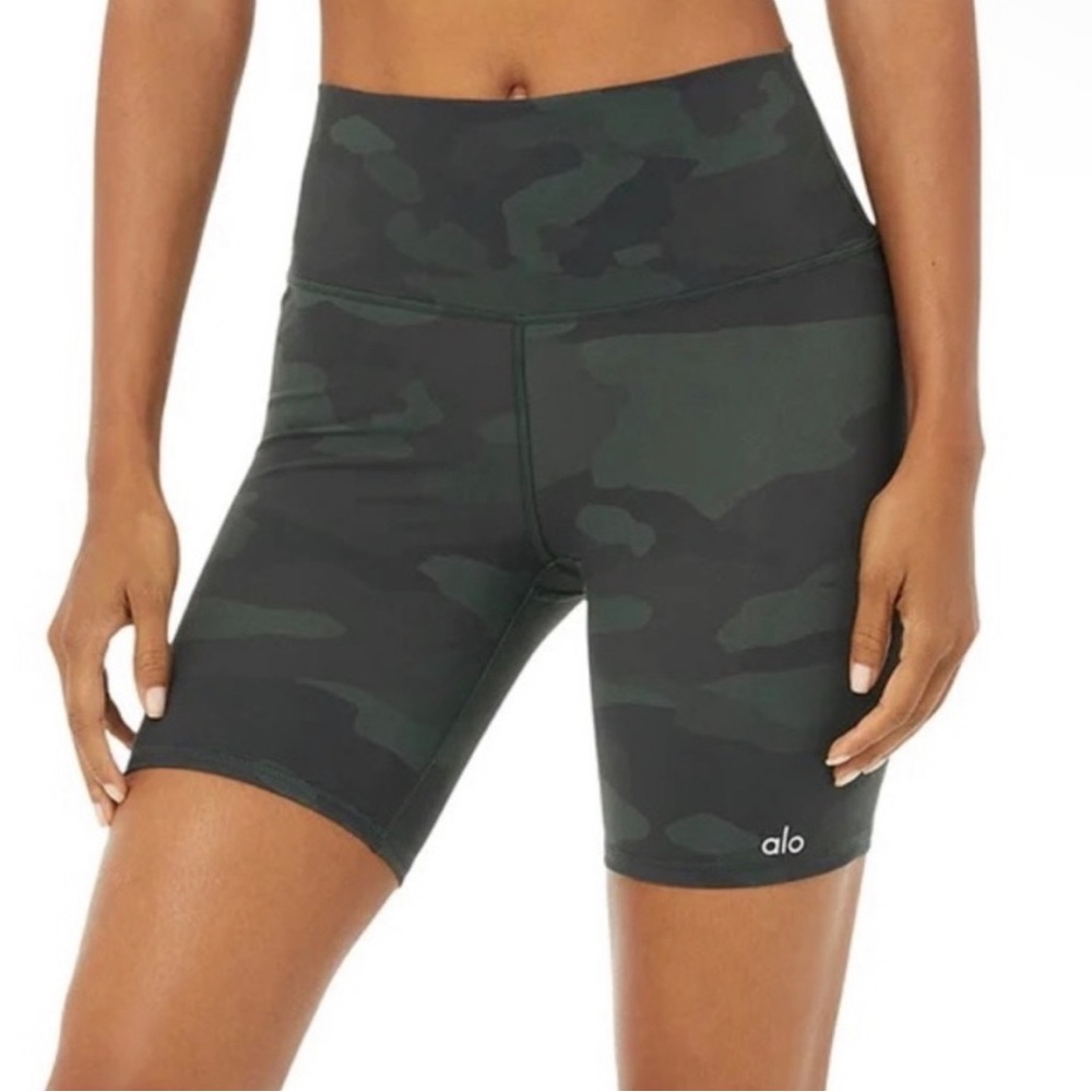 ALO BIKER SHORTS